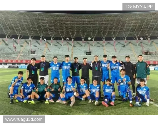 足球明星齐聚赤峰激情对决引爆城市热情与梦想 足球明星齐聚赤峰激情对决引爆城市热情与梦想