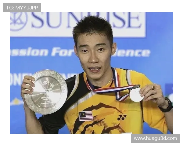 日本足球明星的命运与挑战：从辉煌到低谷的心路历程与反思